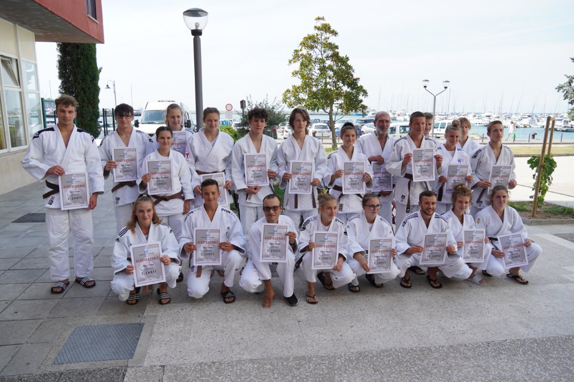 izpit izola 2021